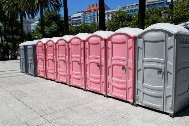 Best Restroom Trailer for Weddings  in Lake Linden, MI